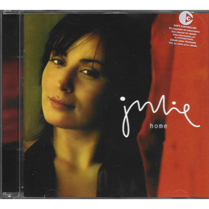 Julie – Home